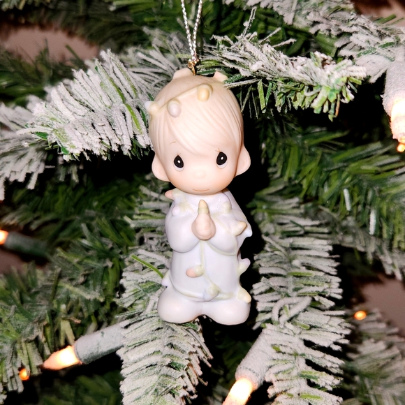 1985 Enesco Precious Moments ornament. - Picture 1 of 4